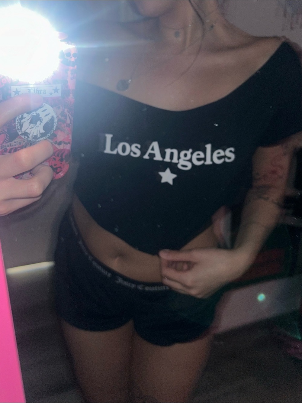 Los Angeles Off-Shoulder Crop Top - Black